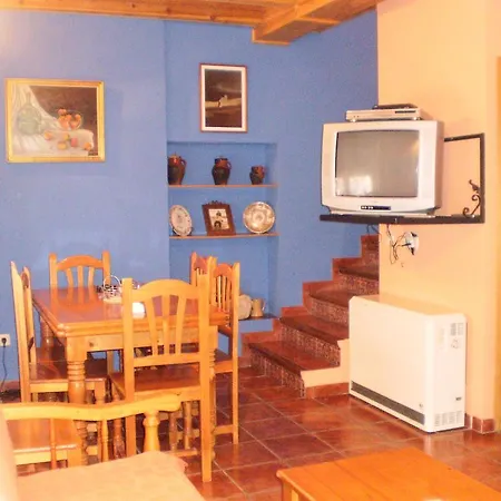 Los Olmos Holiday Home Fuentiduena Zewnętrze zdjęcie