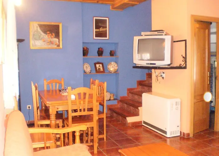 Los Olmos Holiday Home